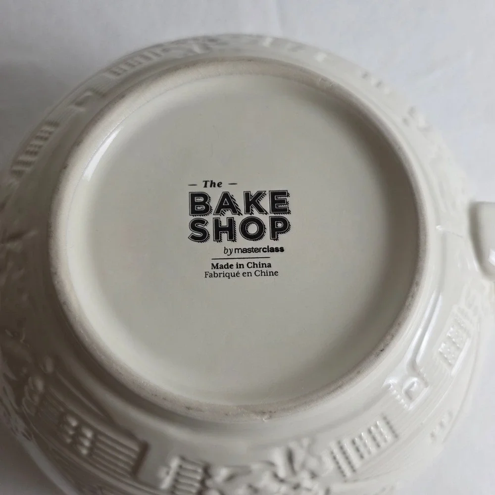 The Bake Shop Cream Embossed Winter Scene Stoneware Mixing Bowl Spout Handle